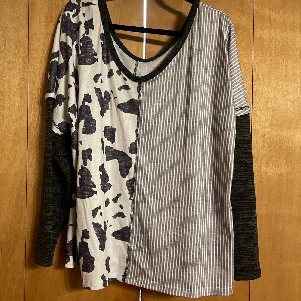 Beautiful long sleeve women’s shirt ! Size 2x